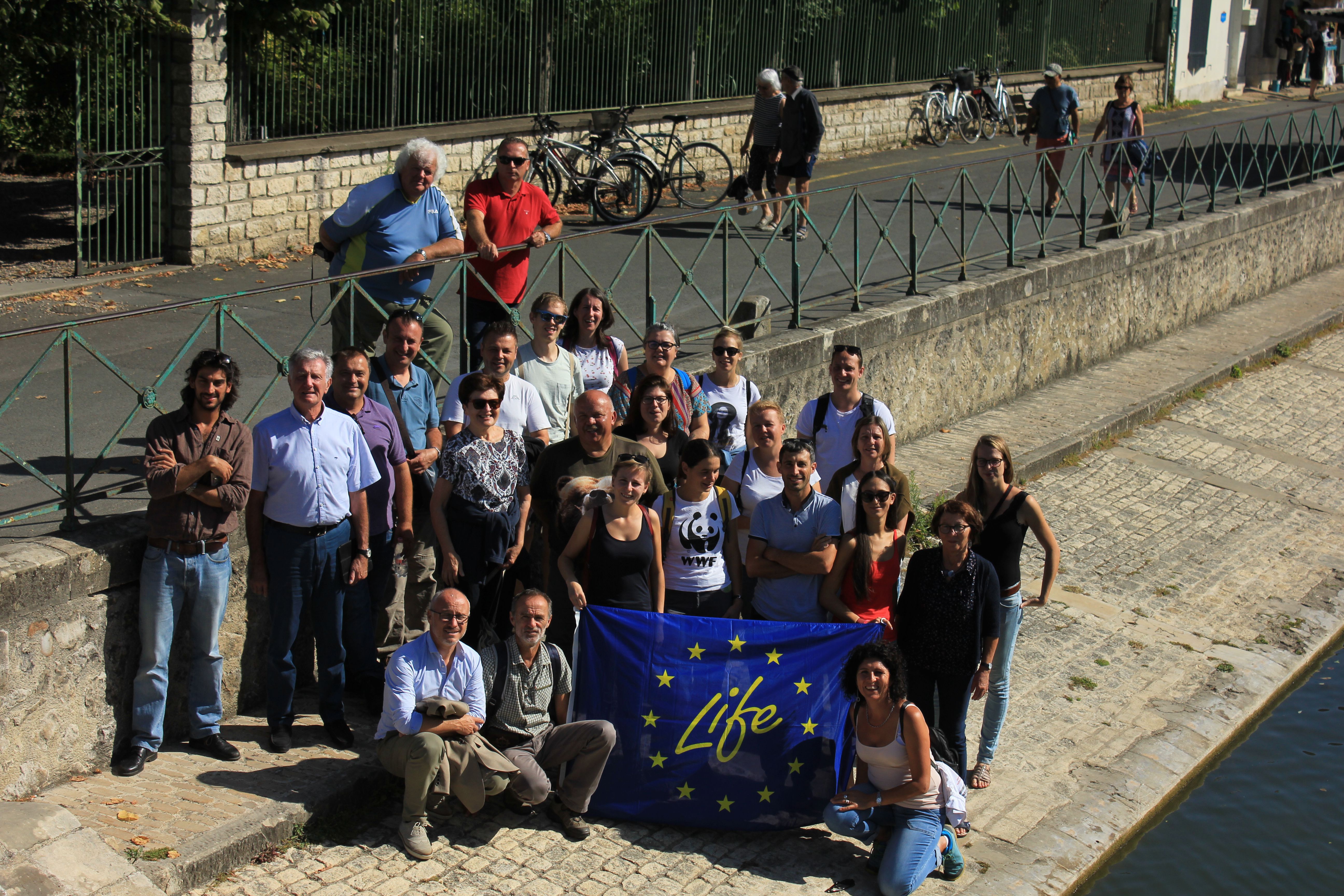 Group photo of the participants